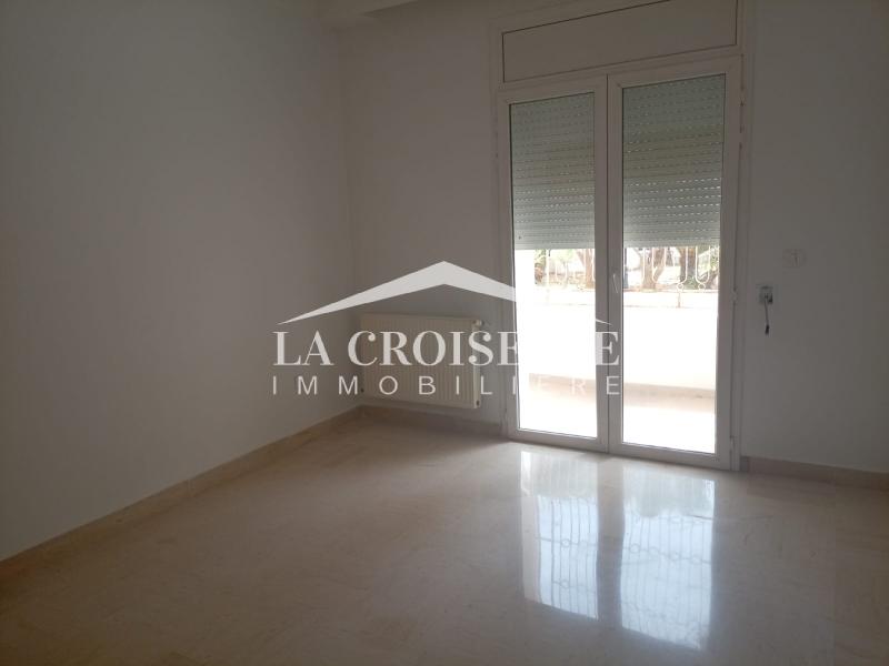 Appartement S+2 avec terrasse aux Berges du Lac 2